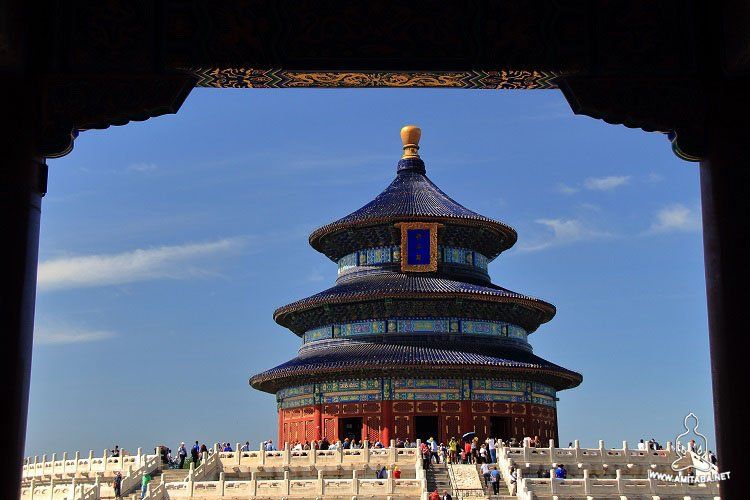 Cina 2025: Incontro con il Celeste Impero